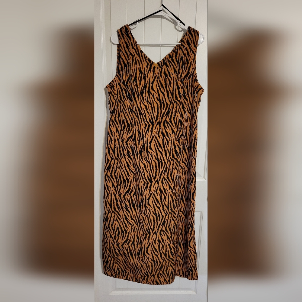 SAG HARBOR Cheetah Silky Long Dress with Side Slit Plus Size 18